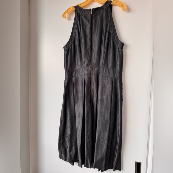Rachel Roy high neck halter dress with box pleats and pockets - Picture 4 of 12